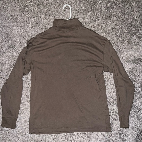 Abercrombie & Fitch Soft Essentials Relaxed Turtleneck *Brown* - Picture 2 of 3